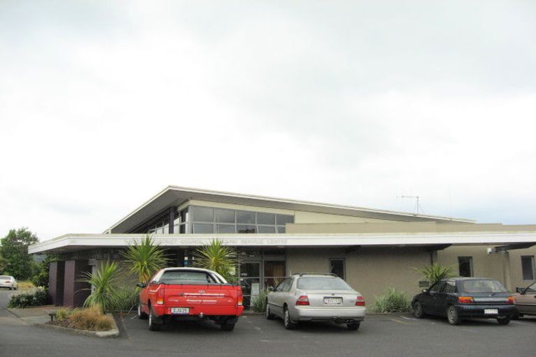 Photo of property in 300 State Highway 16, Kumeu, 0892