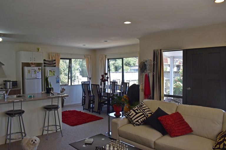 Photo of property in 194 High Street North, Carterton, 5713