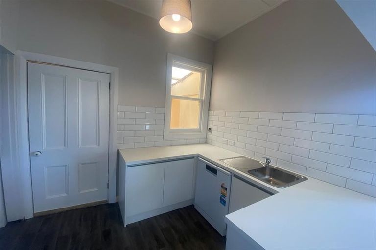 Photo of property in 37b Plunket Street, Kelburn, Wellington, 6012