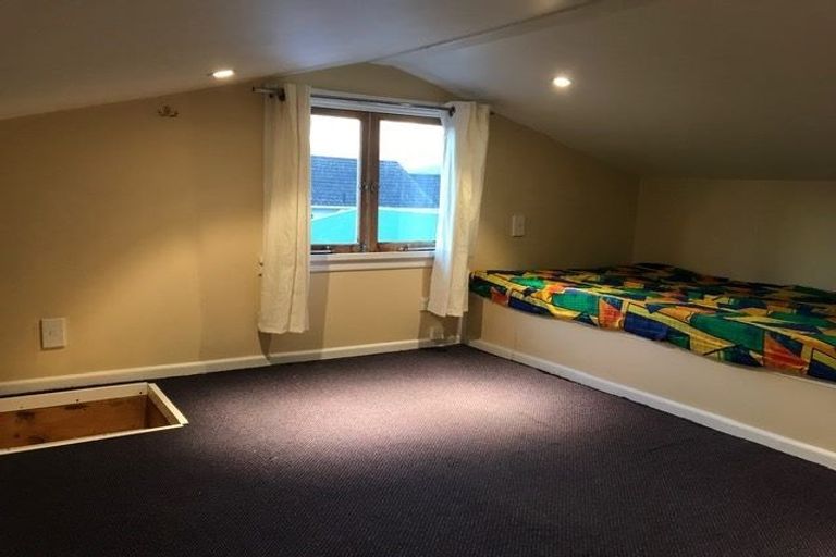 Photo of property in 31 Hardy Street, Waterloo, Lower Hutt, 5011