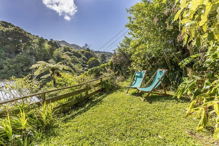 Photo of property in 69 Awarua Street, Ngaio, Wellington, 6035