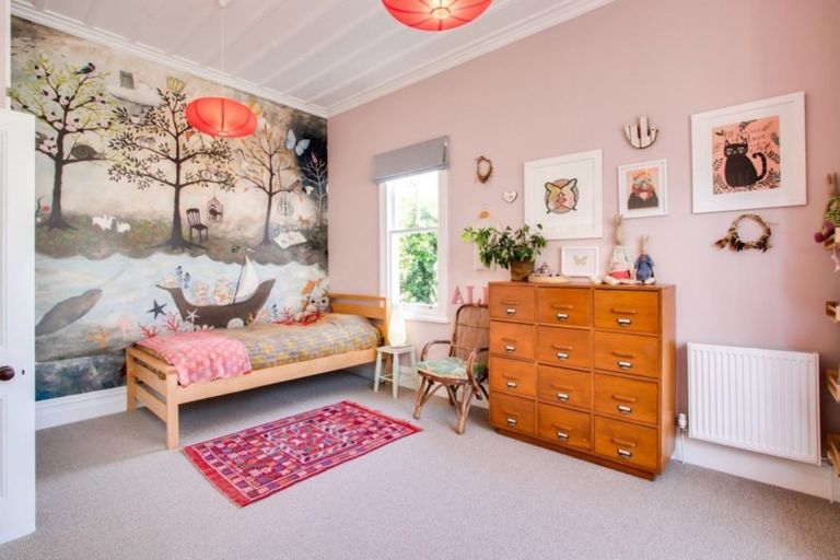 Photo of property in 13 Colenso Avenue, Hospital Hill, Napier, 4110