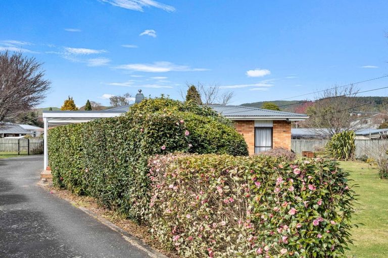 Photo of property in 21 Melrose Avenue, Owhata, Rotorua, 3010