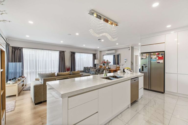 Photo of property in 27 Hangahai Road, Flat Bush, Auckland, 2019