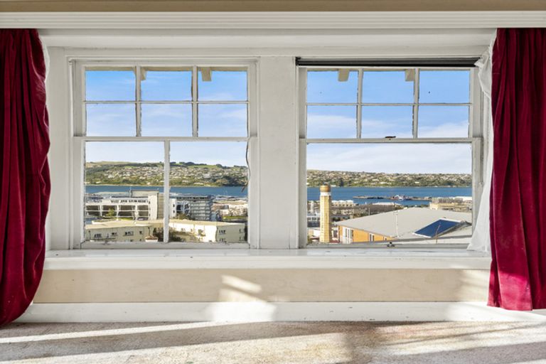 Photo of property in 34 Elm Row, Dunedin Central, Dunedin, 9016