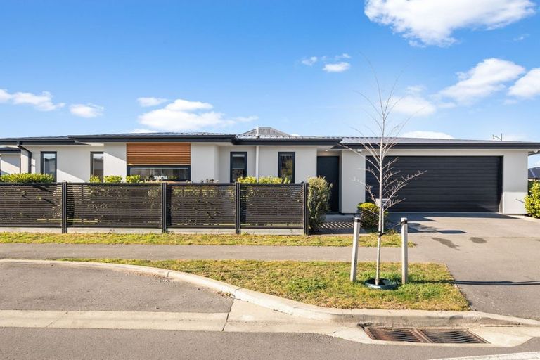 Photo of property in 16 Hancox Street, Kaiapoi, 7630