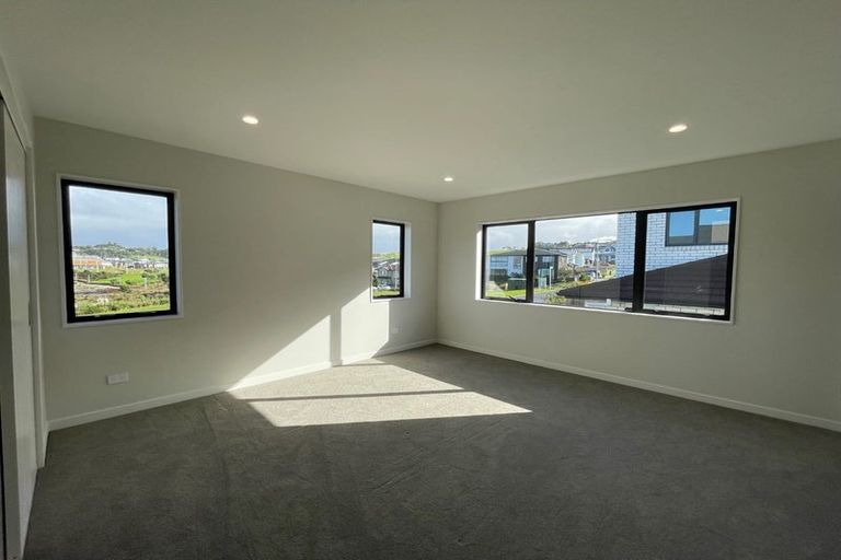 Photo of property in 20c Longshore Drive, Long Bay, Auckland, 0630