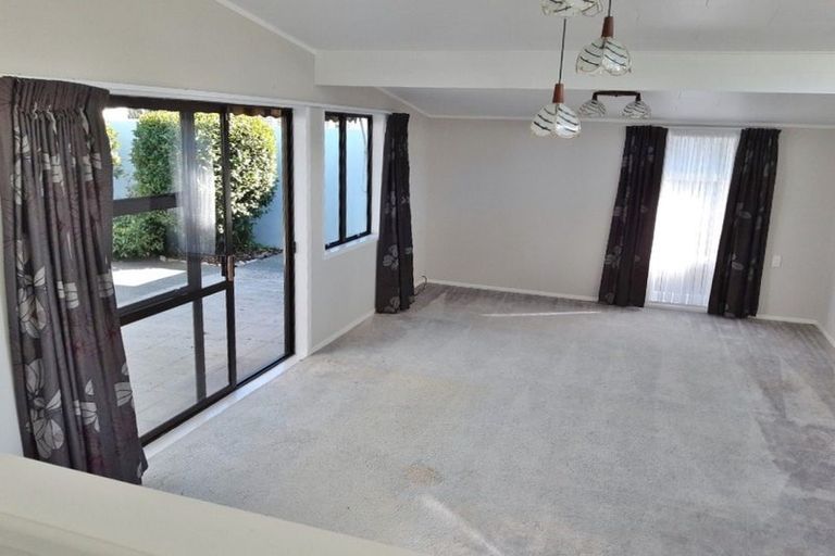 Photo of property in 10 Windsor Avenue, Te Kamo, Whangarei, 0112