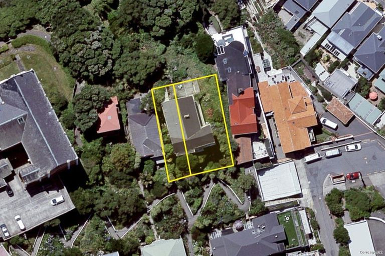 Photo of property in 3 Oriental Terrace, Oriental Bay, Wellington, 6011