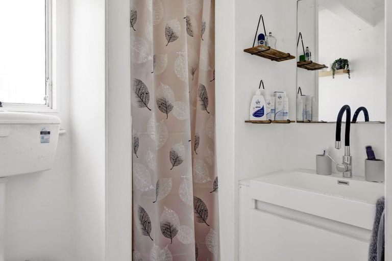 Photo of property in 158 Brecon Road, Stratford, 4332