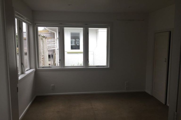 Photo of property in 48 Doralto Road, Frankleigh Park, New Plymouth, 4310