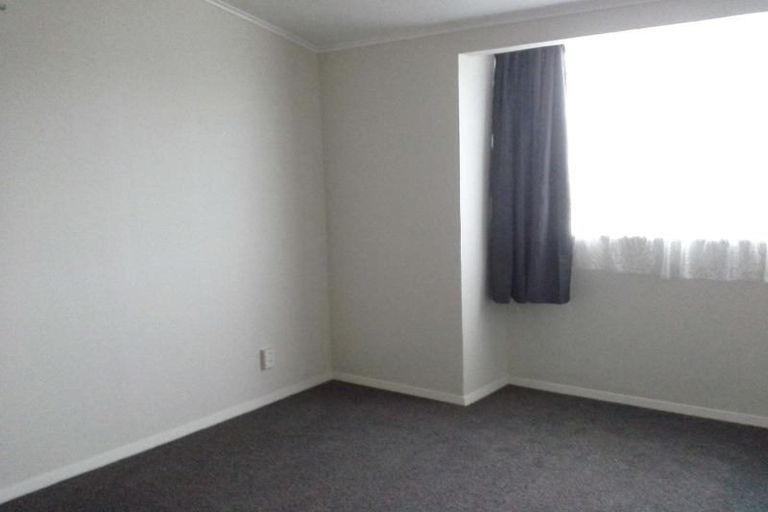 Photo of property in 6 Cook Street, Marfell, New Plymouth, 4310