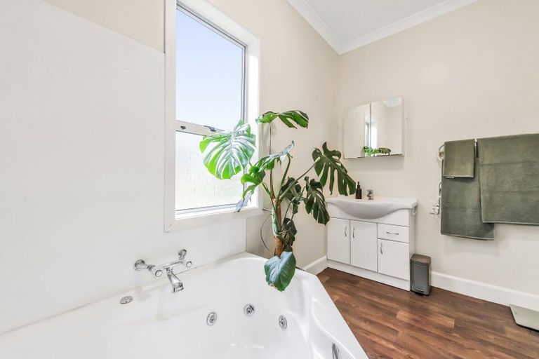 Photo of property in 12 Wrights Road, Sheffield, 7500