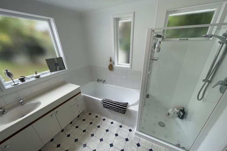 Photo of property in 14 Rajkot Terrace, Broadmeadows, Wellington, 6035