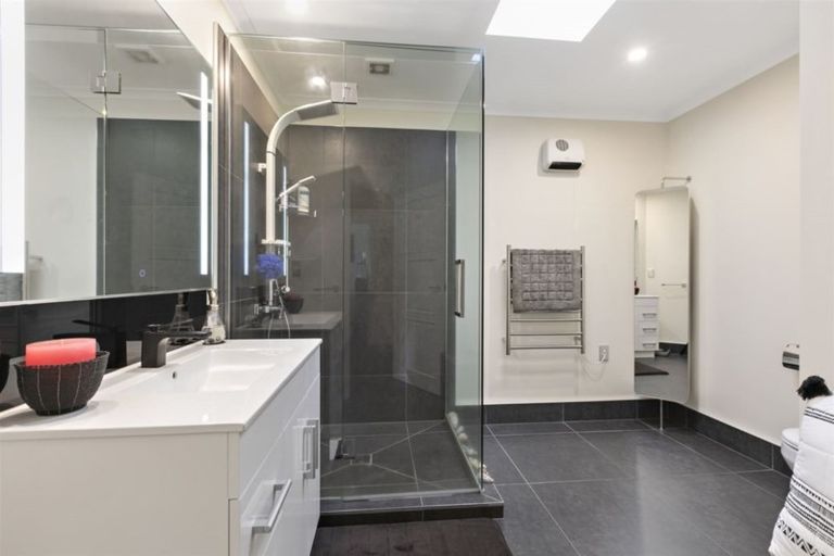 Photo of property in 4/2 Sixth Avenue, Tauranga, 3110