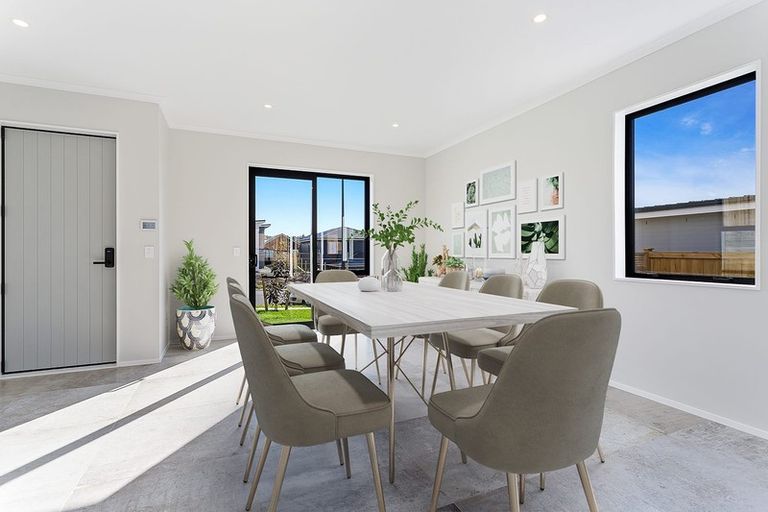 Photo of property in 17 Kuku Avenue, Red Beach, 0932