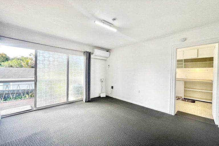 Photo of property in 20 Karaka Street, New Lynn, Auckland, 0600