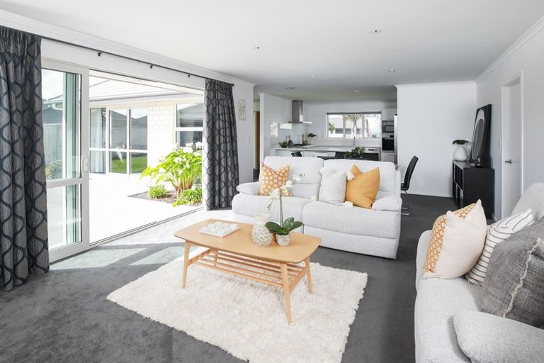 Photo of property in 17 Michael Terrence Place, Flagstaff, Hamilton, 3210