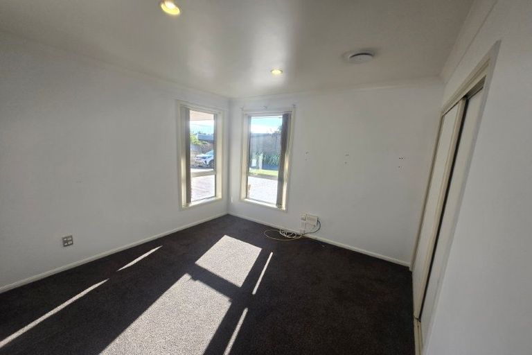 Photo of property in 15 Mosquito Place, Wigram, Christchurch, 8042