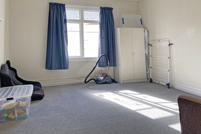 Photo of property in 105 Clyde Street, Balclutha, 9230