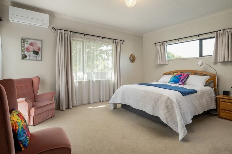 Photo of property in 2 Harakeke Place, Redwoodtown, Blenheim, 7201