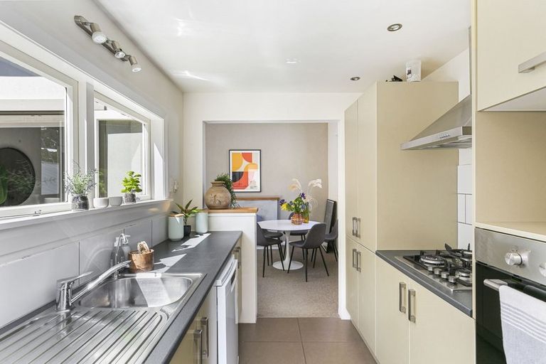 Photo of property in 244 Ohiro Road, Brooklyn, Wellington, 6021