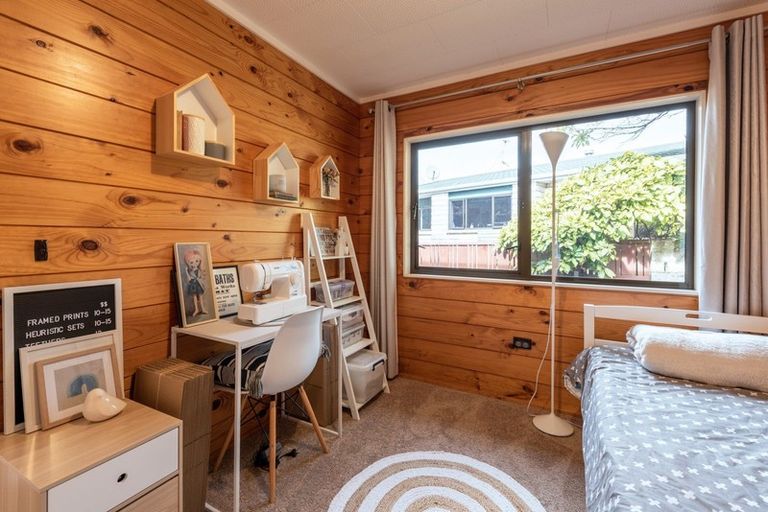 Photo of property in 36 Hua Street, Bell Block, New Plymouth, 4312