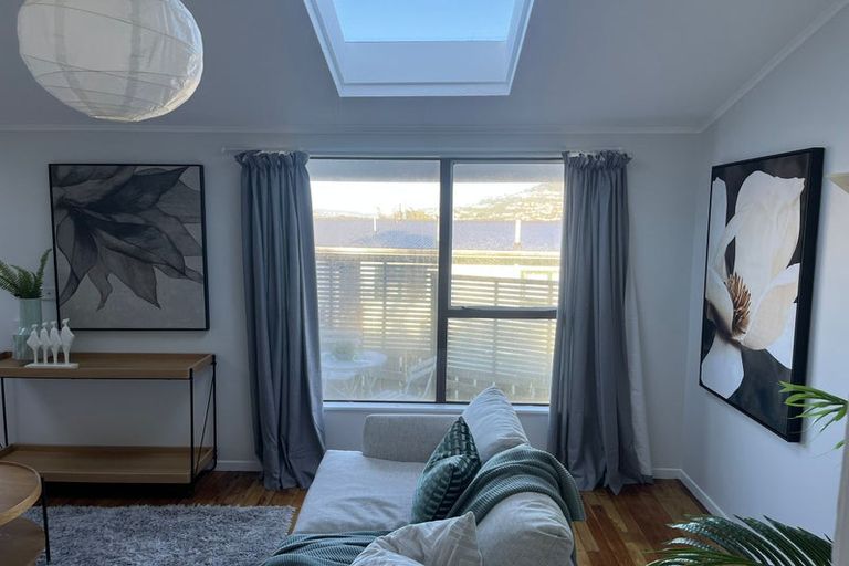 Photo of property in 2 Anzia Way, Johnsonville, Wellington, 6037