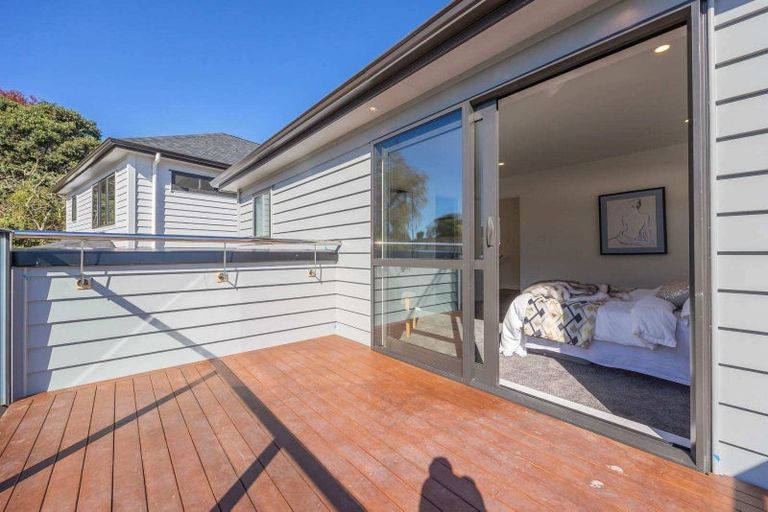 Photo of property in 35c Noall Street, Te Atatu Peninsula, Auckland, 0610