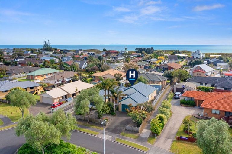 Photo of property in 20 Thebes Grove, Papamoa Beach, Papamoa, 3118