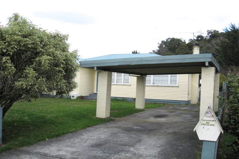 Photo of property in 85 Wellington Road, Wainuiomata, Lower Hutt, 5014