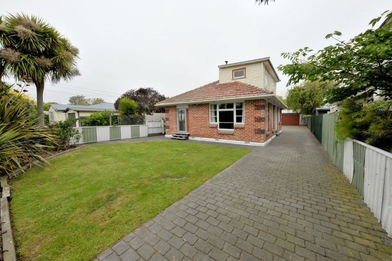 Photo of property in 14 Pinewood Avenue, North New Brighton, Christchurch, 8083