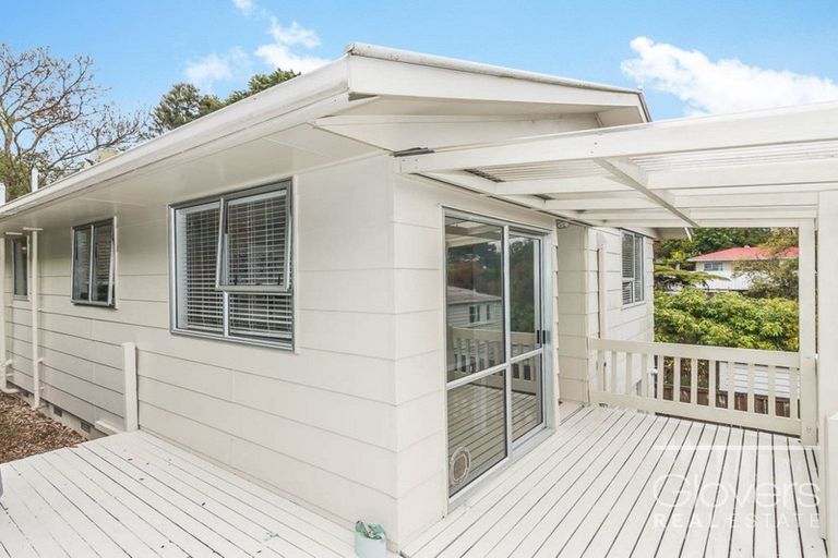 Photo of property in 2/36 Newington Road, Henderson, Auckland, 0612