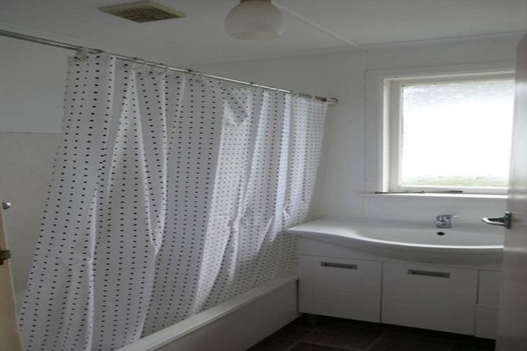 Photo of property in 71 Kingswood Road, Brookfield, Tauranga, 3110