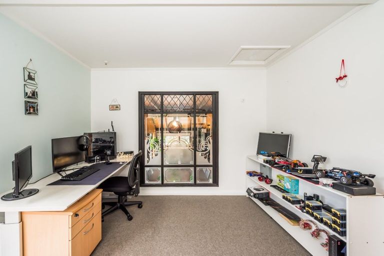 Photo of property in 40 Hicks Crescent, Waikanae Beach, Waikanae, 5036