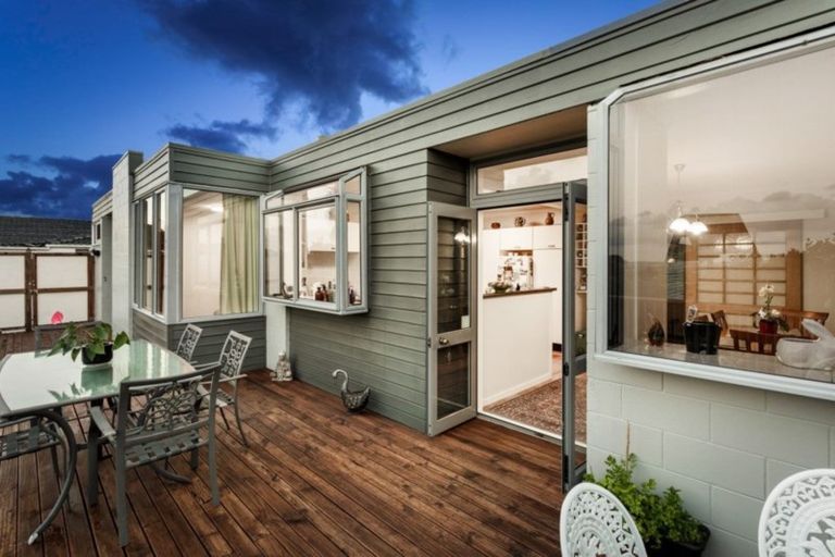 Photo of property in 45 Te Atatu Road, Te Atatu South, Auckland, 0610