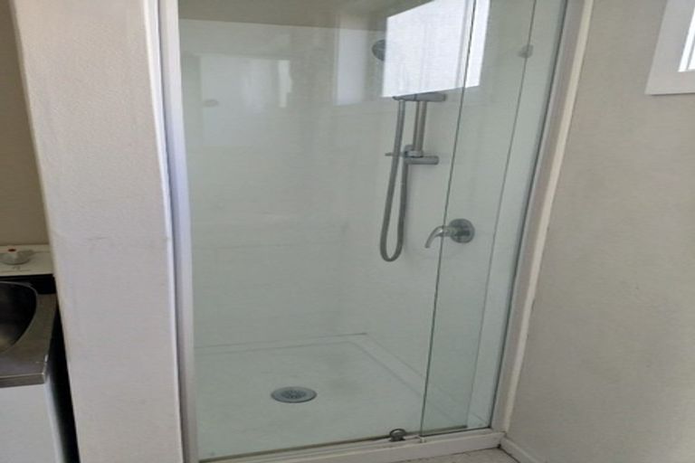 Photo of property in 7/36 Leighton Avenue, Waiwhetu, Lower Hutt, 5010