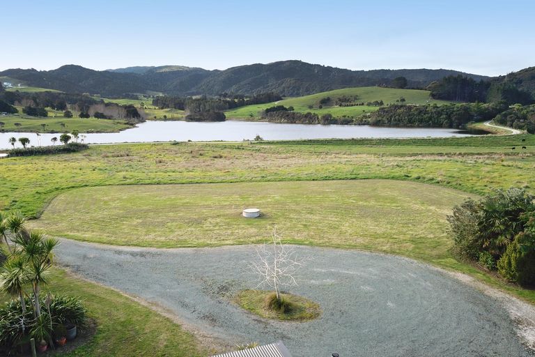 Photo of property in 8 Kapowai Lane, Kaiwaka, 0573