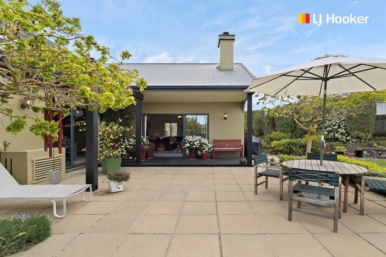 Photo of property in 14 Sunninghurst Drive, Fairfield, Dunedin, 9018