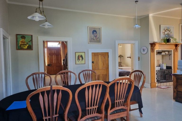 Photo of property in 74 Riverbank Road, Inch Clutha, Kaitangata, 9281