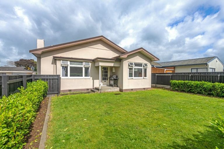 Photo of property in 36 Wood Street, Takaro, Palmerston North, 4410
