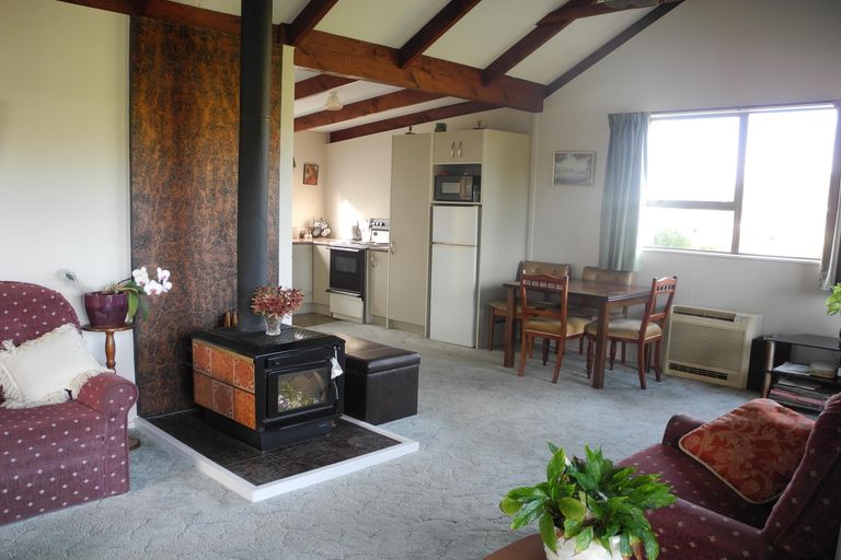 Photo of property in 18 Cameron Street, Waimate, 7924