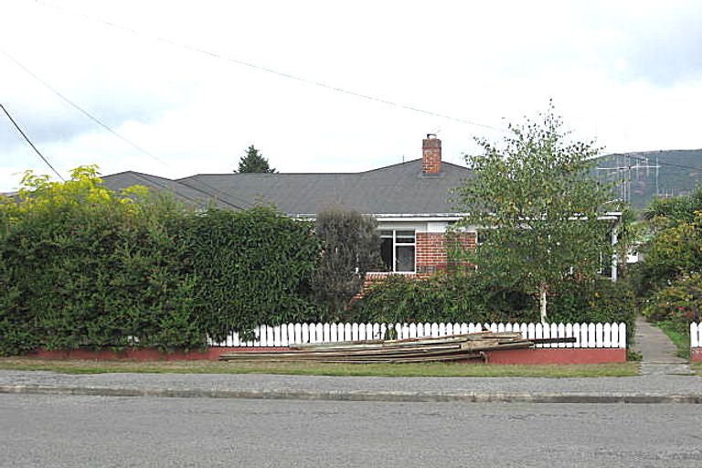 Photo of property in 5 Betten Street, Waimate, 7924