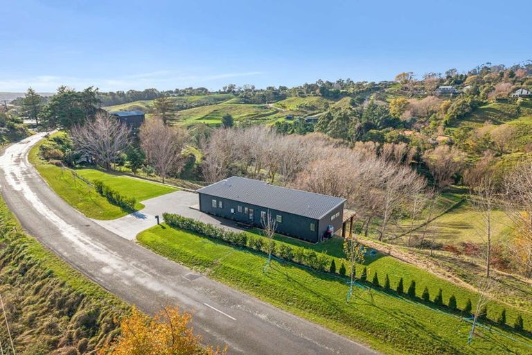 Photo of property in 131 Te Mata Peak Road, Havelock North, 4130