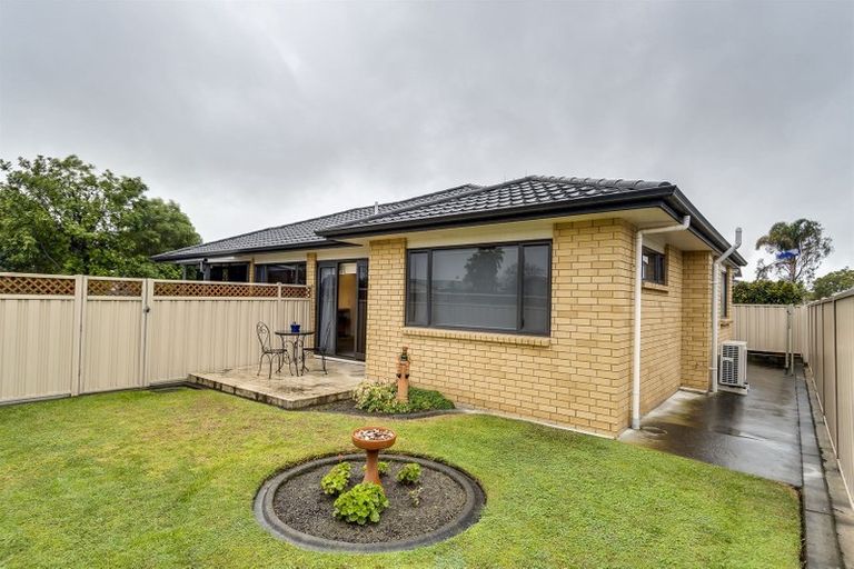 Photo of property in 142a Gloucester Street, Taradale, Napier, 4112