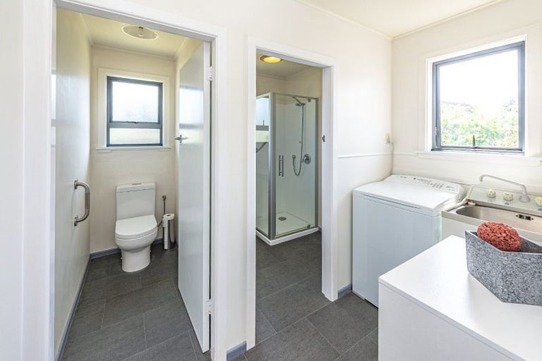 Photo of property in 21 Omori Place, Castlecliff, Whanganui, 4501