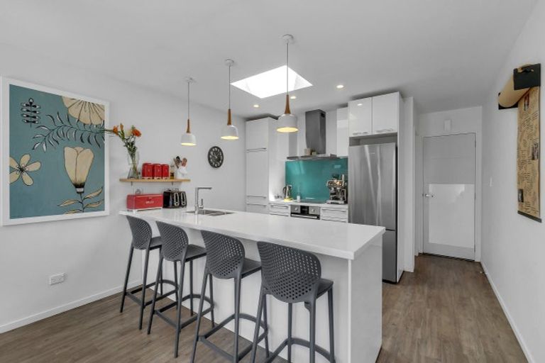 Photo of property in 372 Bower Avenue, North New Brighton, Christchurch, 8083