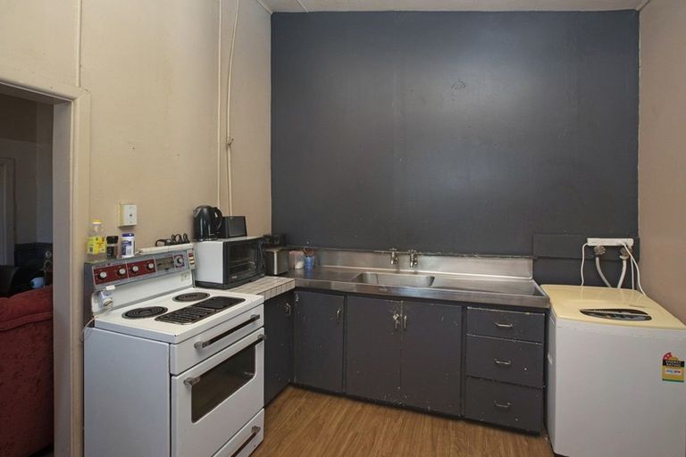 Photo of property in 2/88 Somerfield Street, Somerfield, Christchurch, 8024