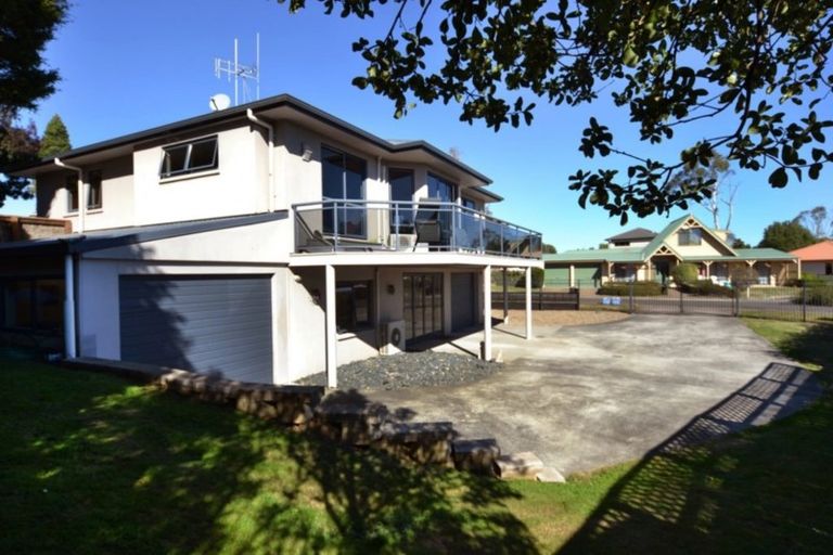 Photo of property in 2 Knox Place, Leamington, Cambridge, 3432