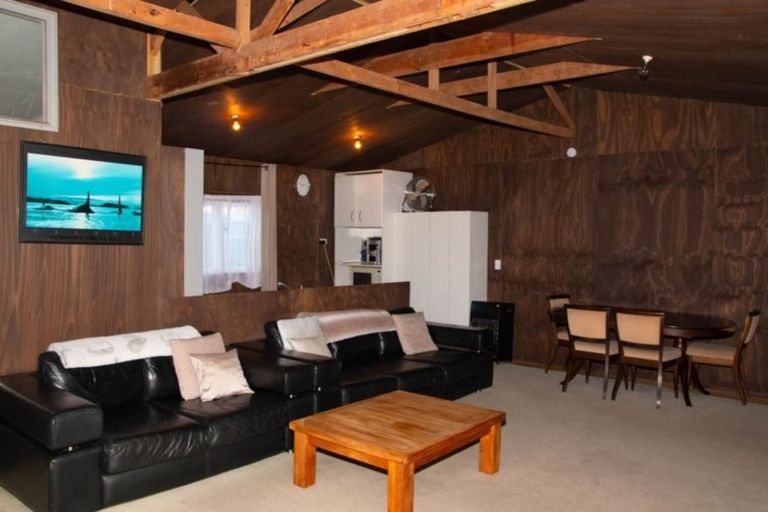 Photo of property in 121 Durrant Drive, Whangamata, 3620